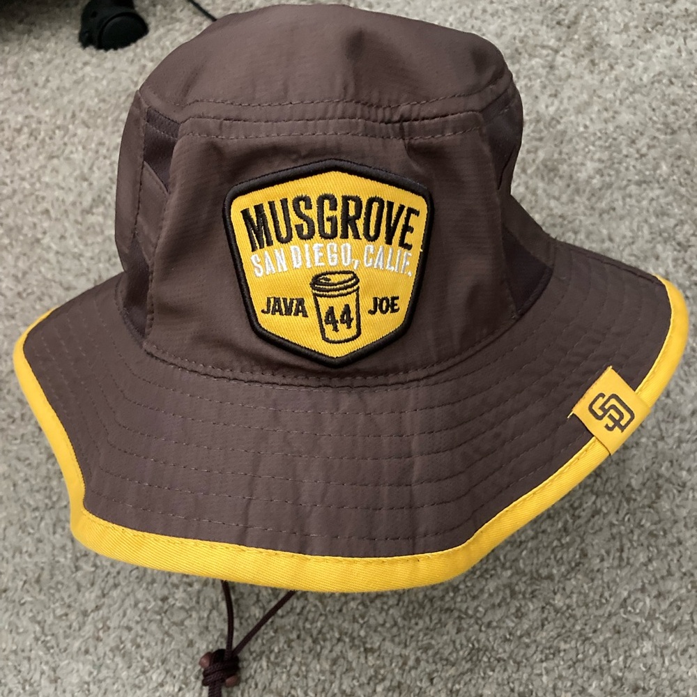 SAN DIEGO PADRES JOE MUSGROVE BUCKET HAT - GIVEAWAY GAME, One of a kind